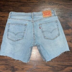 LEVIS 511 Cutoff Denim Jean Shorts - 32